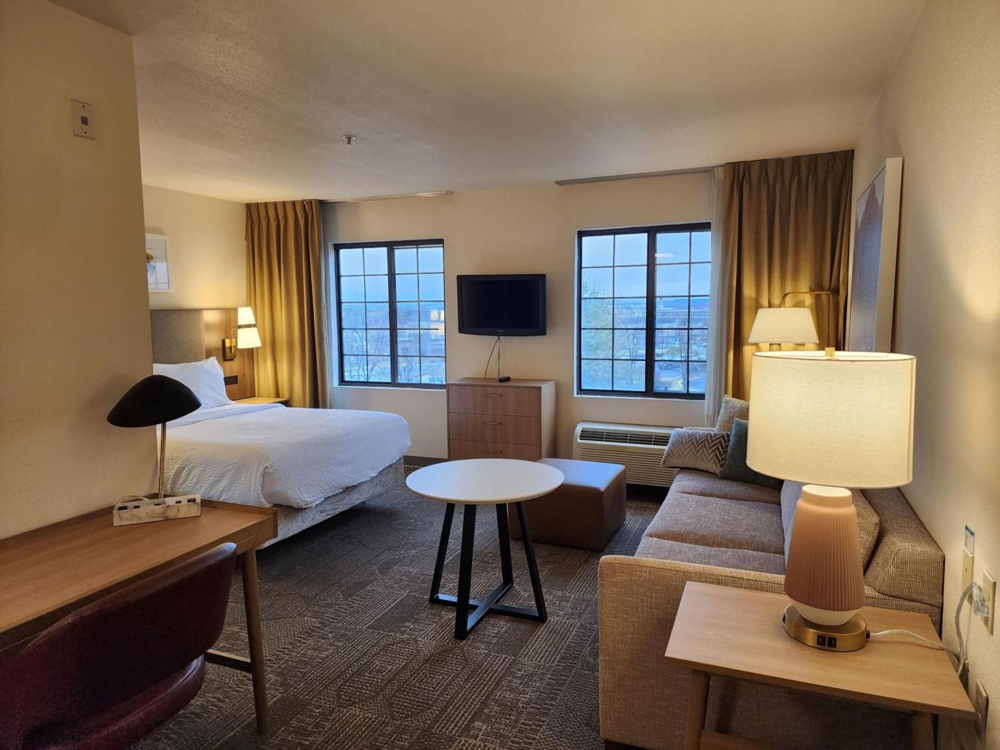 Staybridge Suites Allentown Airport Lehigh Valley By Ihg מראה חיצוני תמונה